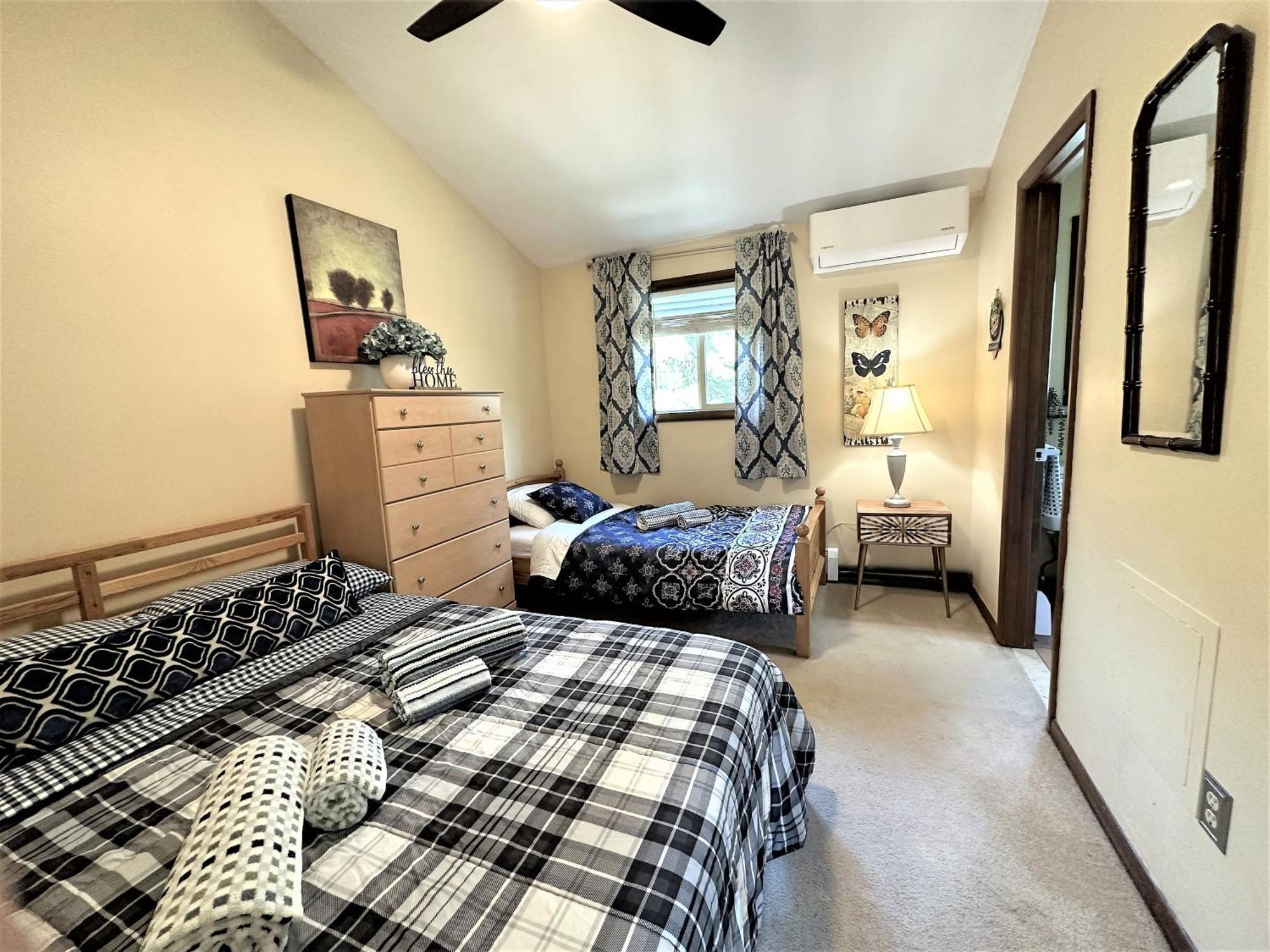 Wow!! Ultimate Pocono Retreat, Hot Tub, Game Room, Deck, Lakes, Skiing, Pools Long Pond Exterior foto