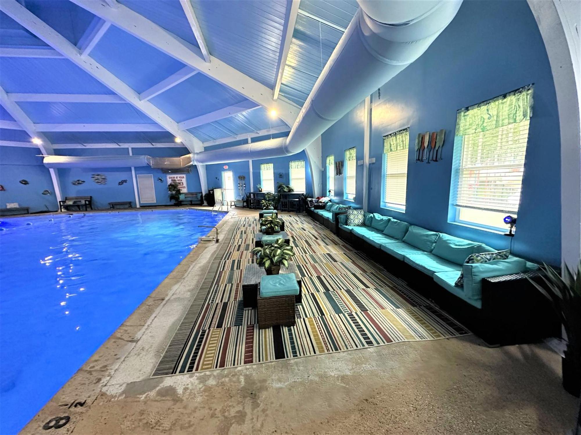 Wow!! Ultimate Pocono Retreat, Hot Tub, Game Room, Deck, Lakes, Skiing, Pools Long Pond Exterior foto